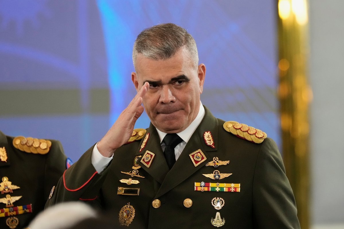 Delcy Rodríguez destituye Padrino Defensa