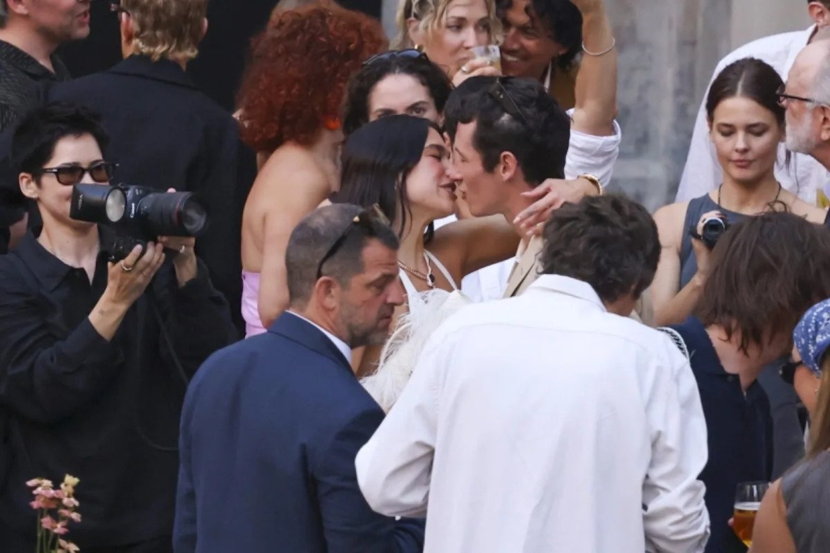Boda Dua Lipa Callum Turner