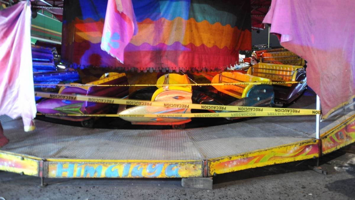 Accidente juego mecánico Metepec